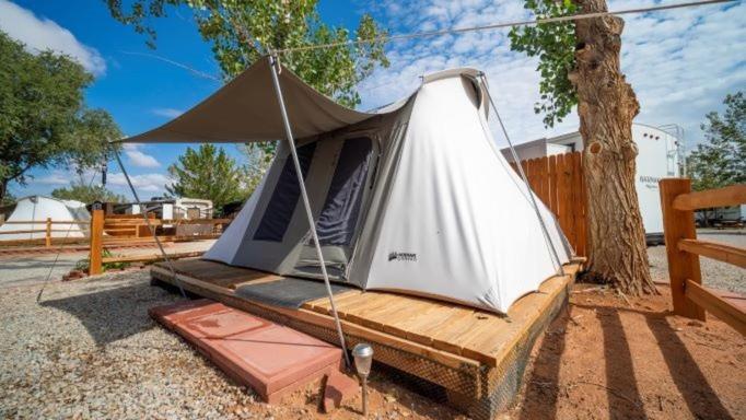 מואב Funstays Glamping Setup Tent In Rv Park #2 Ok-T2 מראה חיצוני תמונה